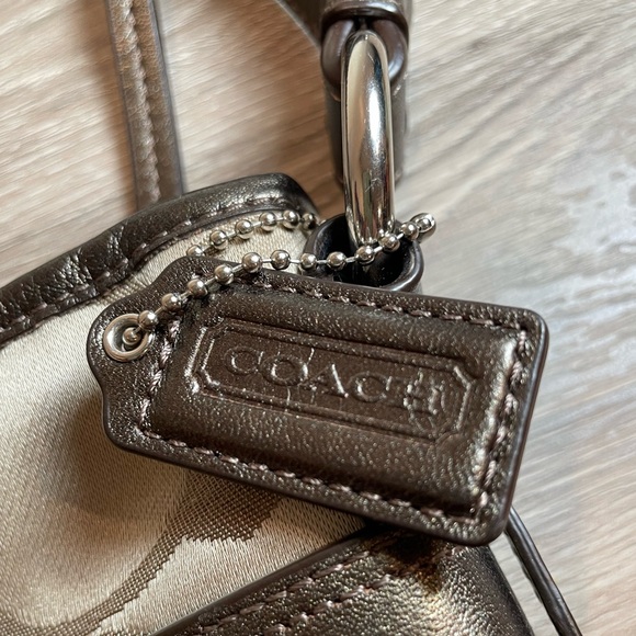 Coach Crossbody Purse Opric Metallic Signature Chain  w/ Coach Dust Bag - Picture 4 of 10